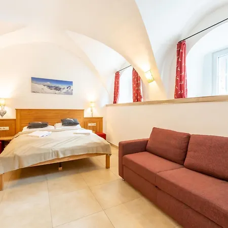 Holiday home Near Slopes, Cleaning Included Niedernsill