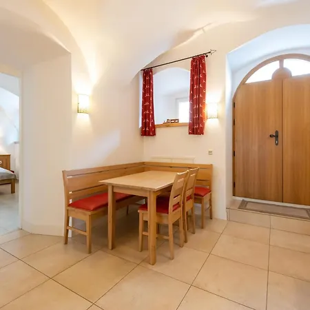 Near Slopes, Cleaning Included Holiday home